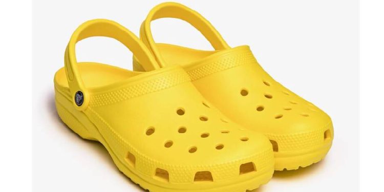 El triunfo de lo "Feo": Resiliencia y contexto en el caso Crocs