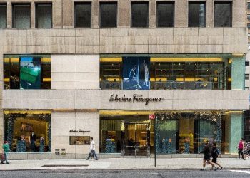 Ferragamo enfrenta un inicio de año complicado: ventas caen un 5,4%