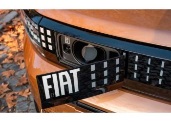 El esperado Fiat Grizzly se deja ver sin camuflaje