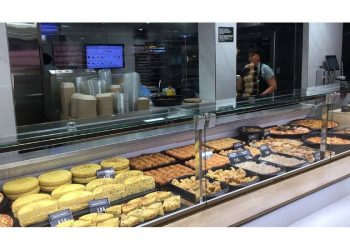 Guerra en el plato: Supermercados desafían a la hostelería