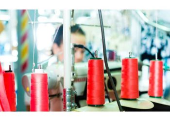 La moda española en jaque: Resurgir de marzo no evita caída