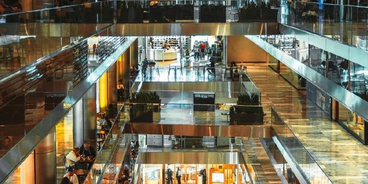 Los gigantes de la moda prevén un repunte del 3% en ventas