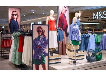 M&S revoluciona su logística: El plan para dominar la moda online