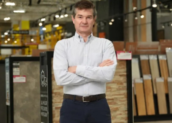 Nuevo líder en Corona, cambio clave en la cúpula empresarial