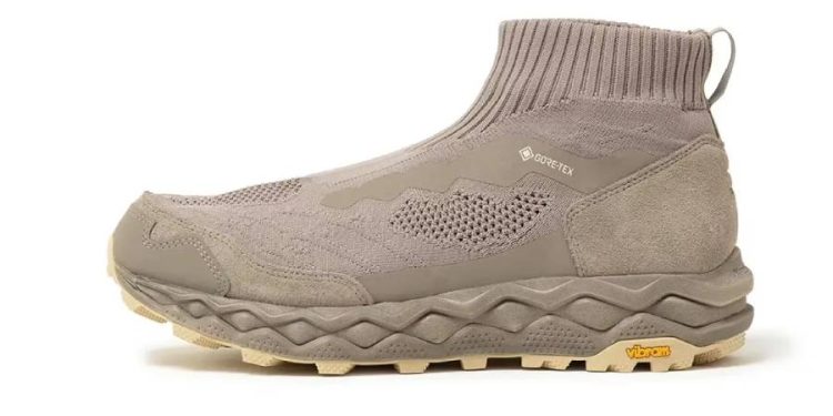 Mizuno apuesta al lanzamiento de la WAVE MUJIN LS MID GTX