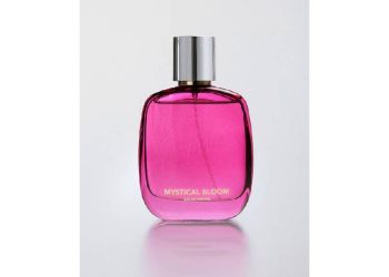 Pull&Bear reinventa las fragancias clásicas con su nueva colección de aromas florales