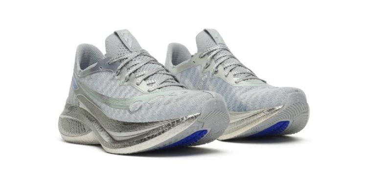 Mercado deportivo recibe las Saucony Chrome Endorphin Pro 5