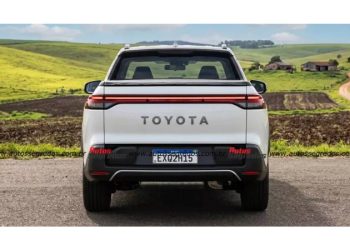 Toyota inicia las pruebas de su nueva pick-up compacta en la región