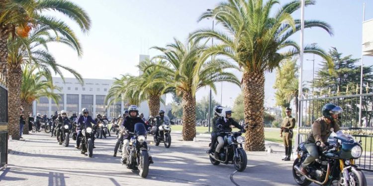 Con multitudinaria participación de motociclistas Triumph vivió campaña DGR Santiago 2026