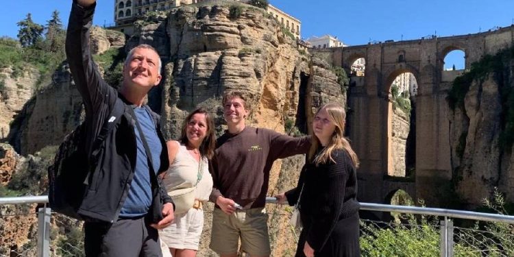 Turismo en España bate récords: 17,5 millones de visitantes