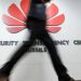 España frena a Bruselas: Defensa estratégica de Huawei