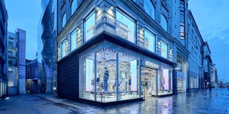 Inditex expande Bershka en Reino Unido: apertura en Oxford