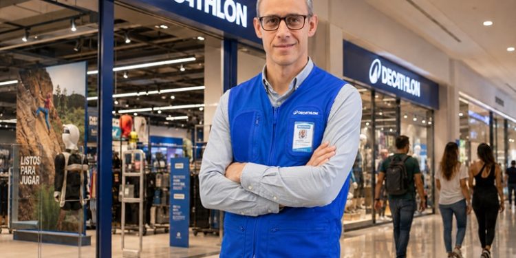 Decathlon acelera su expansión en Colombia y revela un dato clave