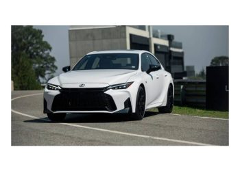 Lexus IS 350 F Sport expande la presencia de la marca premium en México