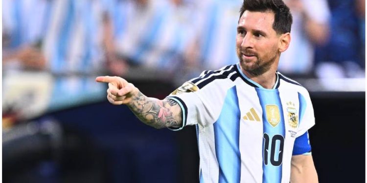 Lionel Messi impulsa un aumento del 50 % en la demanda de botas de fútbol de adidas en España tras hacer historia en el Mundial