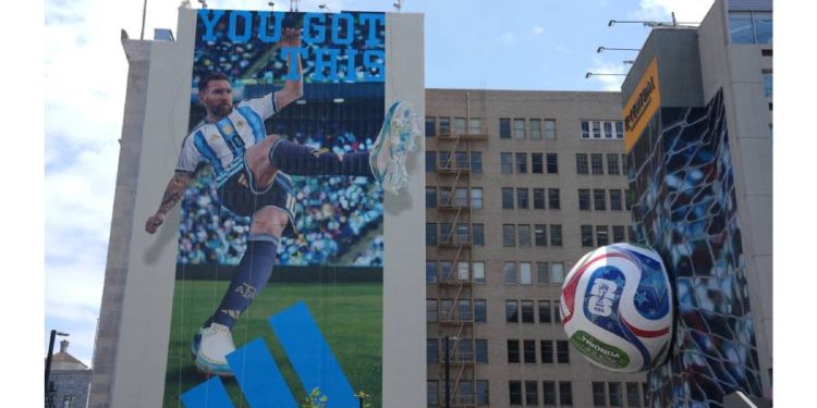 Competencia de marcas deportivas exige creatividad visual ante el Mundial 2026