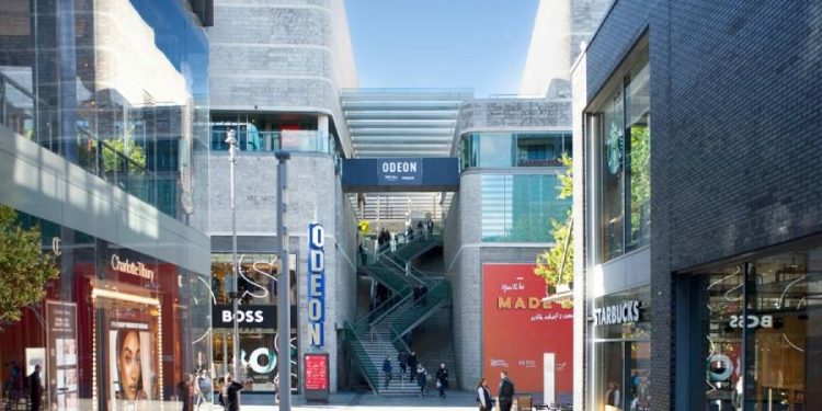 Moda en Reino Unido: El e-commerce rescata el retail en mayo