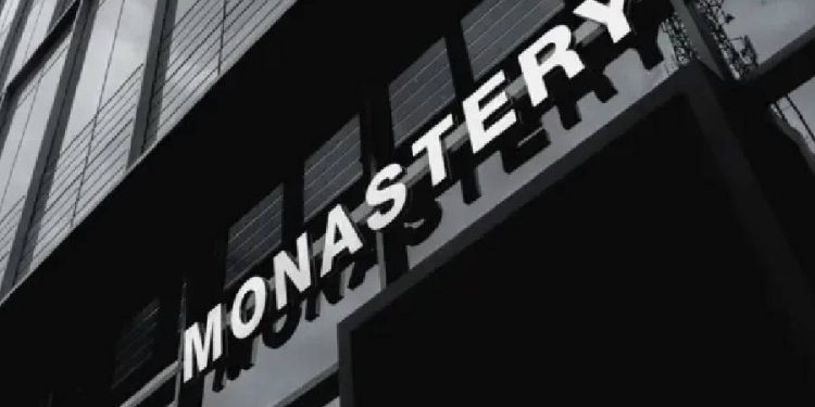 Monastery y James Rodríguez: El lujo latino conquista el mundo