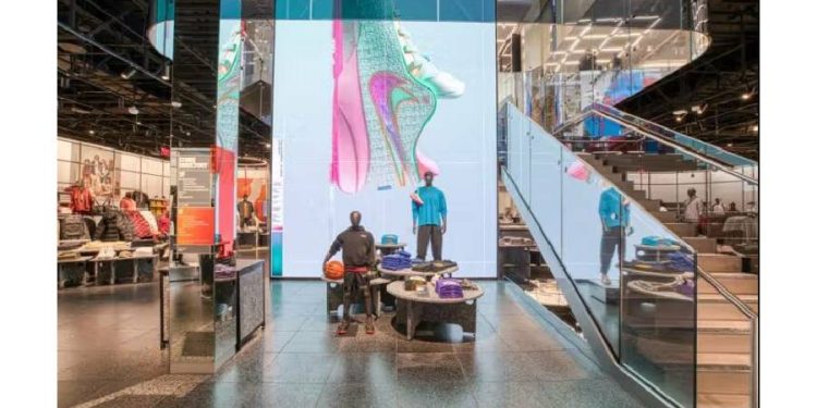 Nike estrena un innovador concepto de tienda con su apertura en Unicentro Bogotá