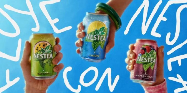 Nestea lanza "Fluye con Nestea": Una nueva era de espontaneidad