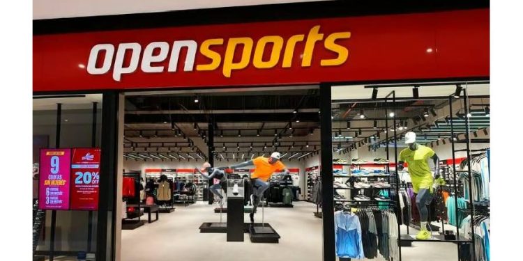 La cadena deportiva Open Sports inaugura una moderna sucursal