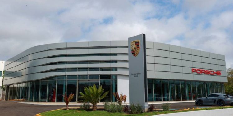 Transformación digital y nuevas experiencias en los concesionarios Porsche de Latinoamérica