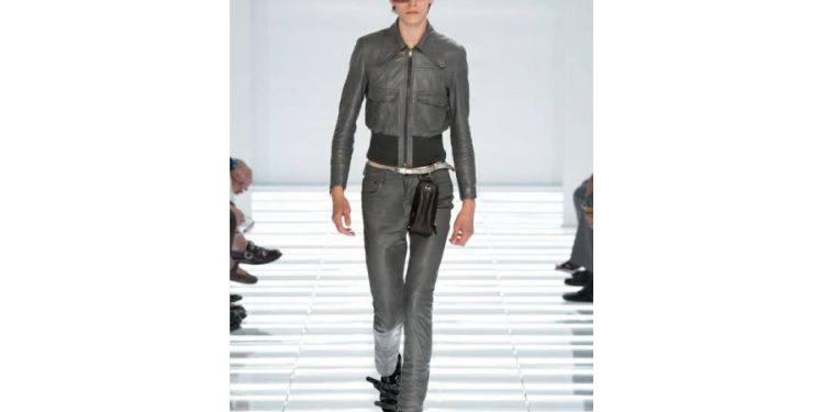 Redefiniendo el minimalismo moderno en la nueva colección de Prada