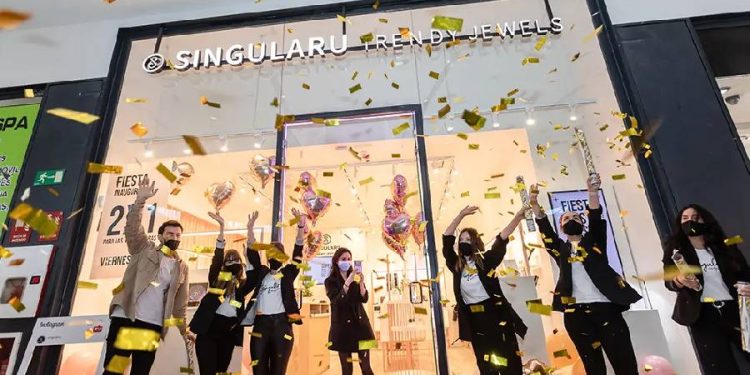 Singularu abre nueva tienda en A Coruña y fortalece su presencia