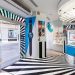 Swatch deslumbra en Ibiza con una pop up store de verano