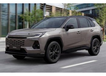 Toyota desafía al mercado con un renovado SUV híbrido de alta potencia