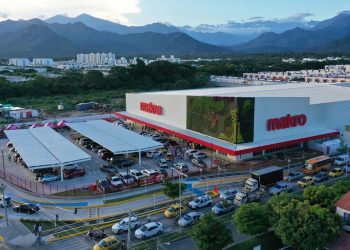 makro