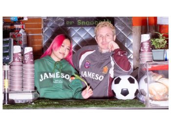 El diseñador Colm Dillane reinterpreta la estética del fútbol en su alianza con Jameson