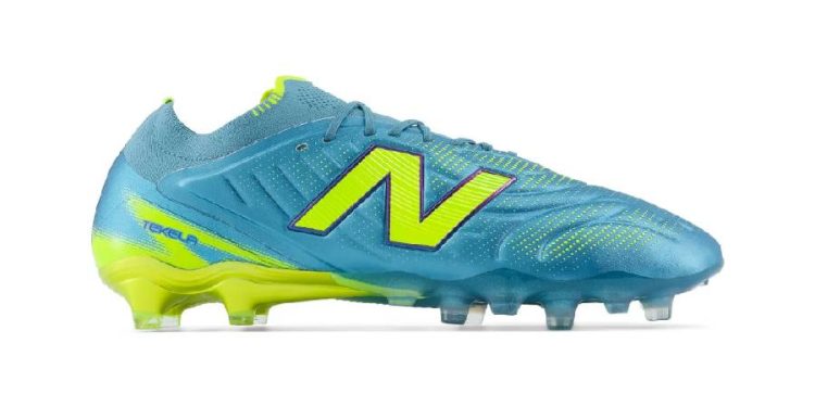 Los mejores modelos de calzado New Balance para jugar futbol este año