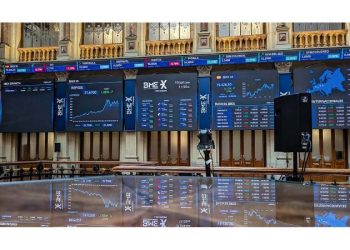 El Ibex 35 vuela a máximos históricos rozando los 19.700