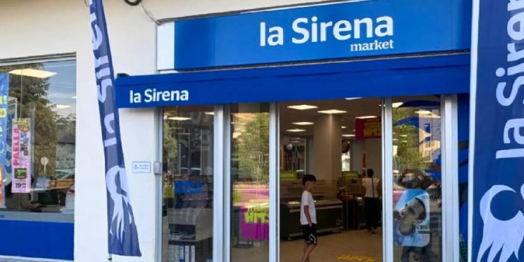 La Sirena aterriza en Aragón con su tienda de Monzón
