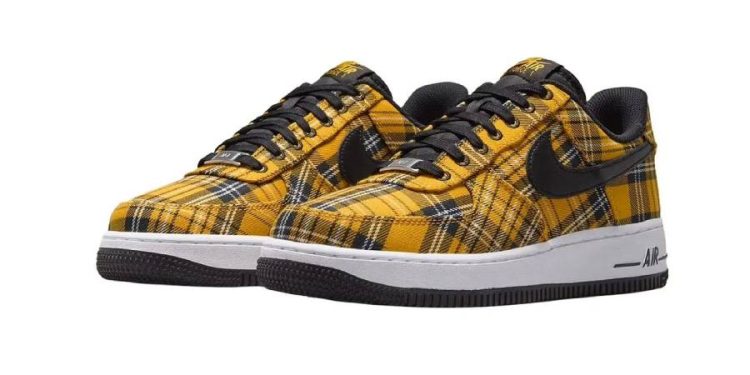 Los nuevos tenis Nike Air Force 1 rinden un elegante tributo a la moda de la película Clueless