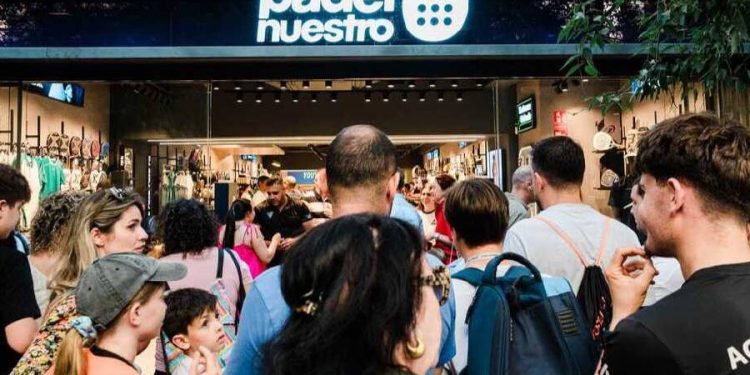 Padel Nuestro desembarca en el corazon de Barcelona con una tienda experiencial