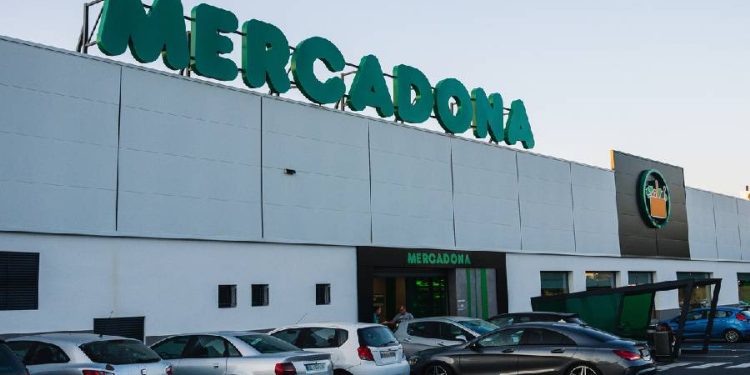 Sonae Sierra refuerza su cartera con 9 supermercados de Mercadona en España
