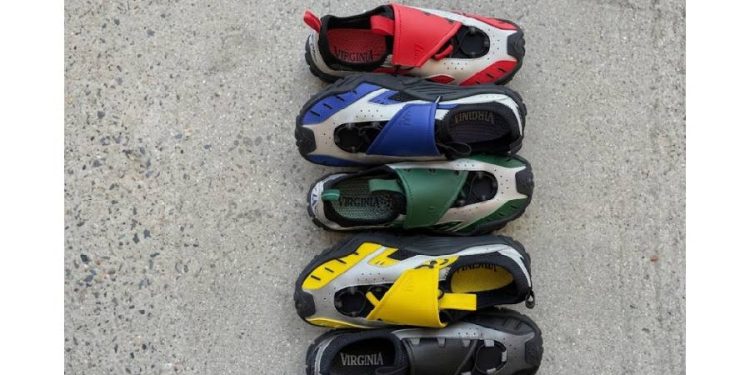 Pharrell y adidas transforman un clásico del calzado acuático